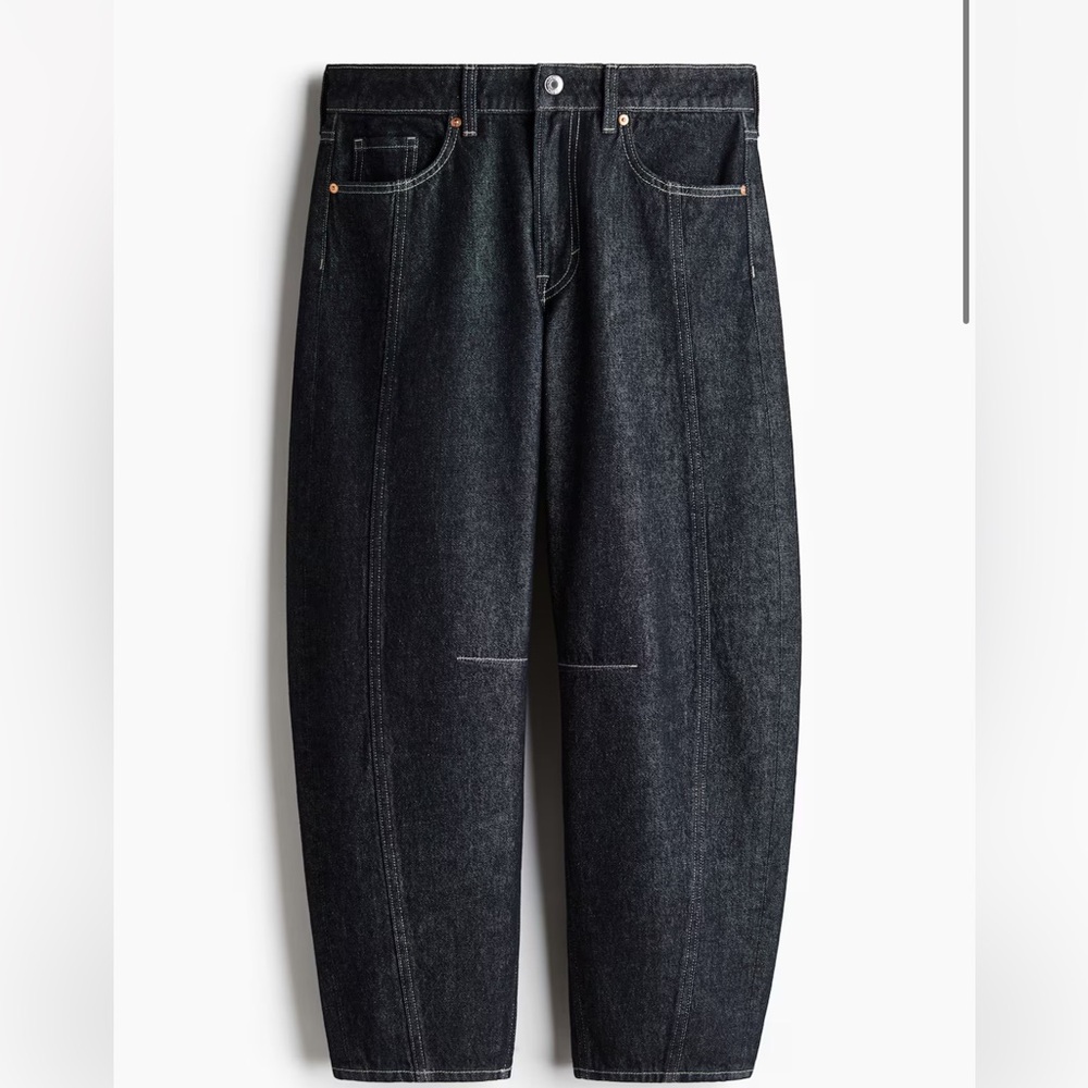 H&M SUPER BARREL REGULAR JEANS- NWOT SIZE 4